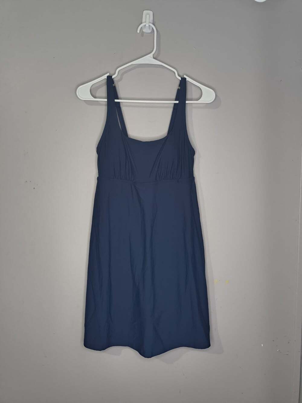 Lands' End Women Square Neck Tummy Control Swimdress Size 4 navy blue
